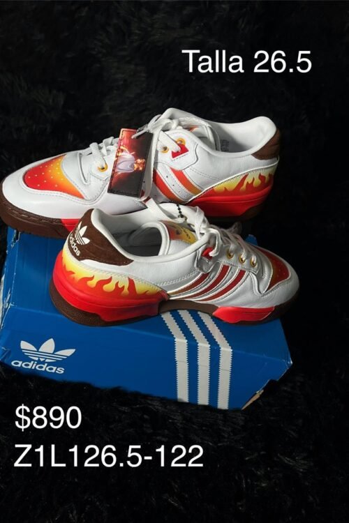 Tenis Adidas blanco con flamas talla 26.5 MX en su caja