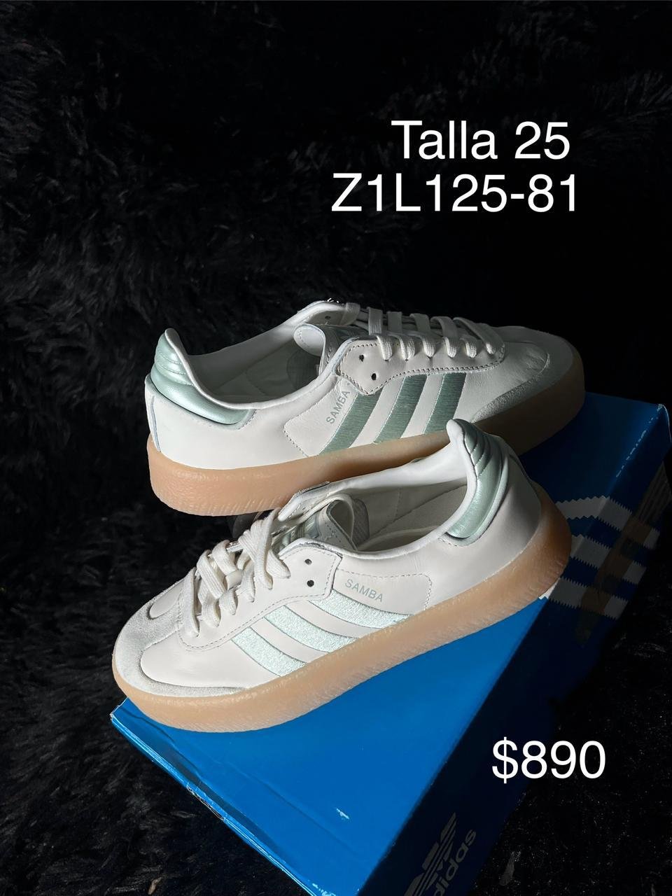 Tenis Adidas Sambae blanco con verde menta talla 25 MX en su caja