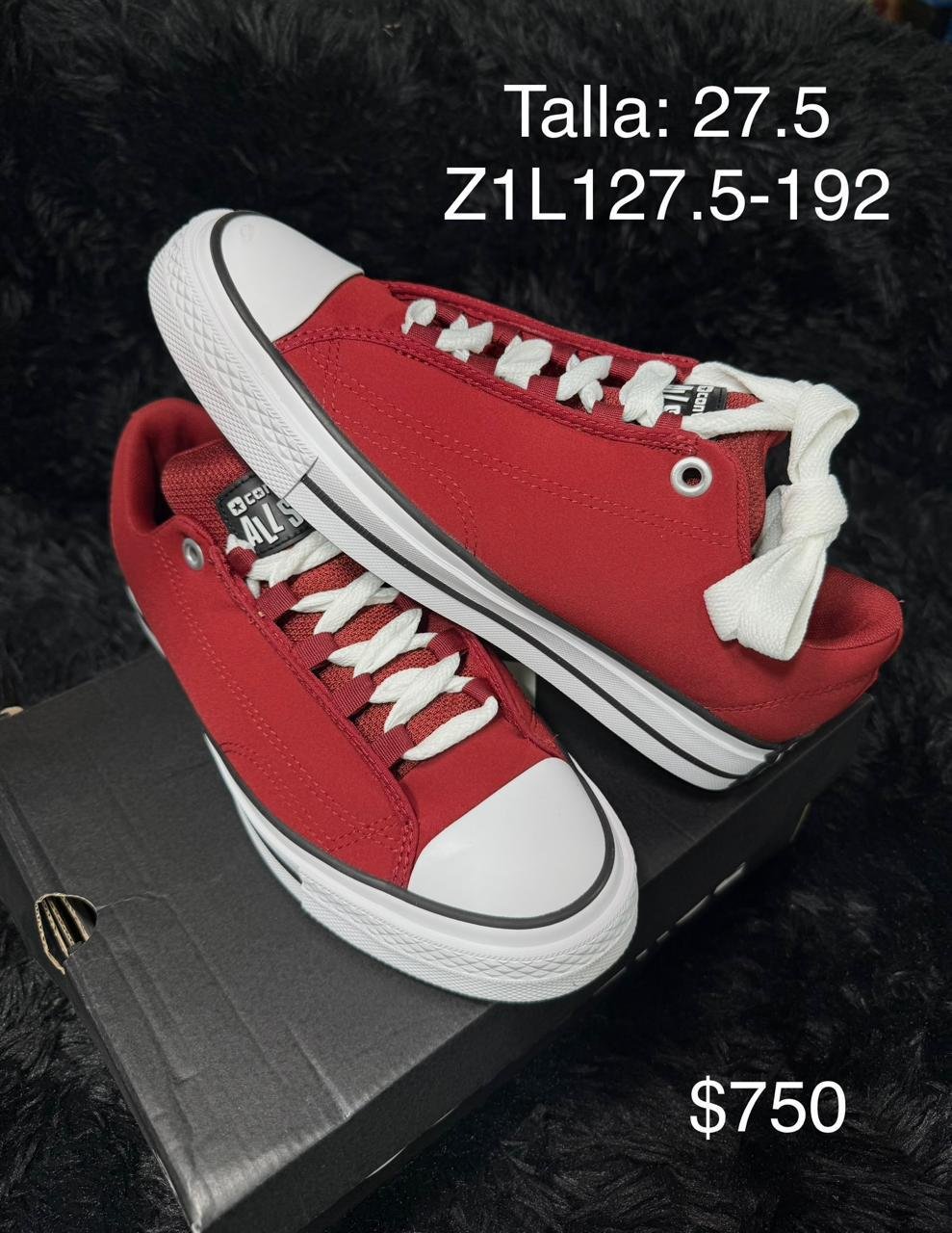 Tenis Converse All Star rojo talla 27.5 MX en su caja