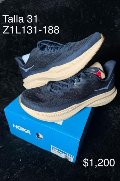 Tenis Hoka azul marino talla 31 MX en su caja