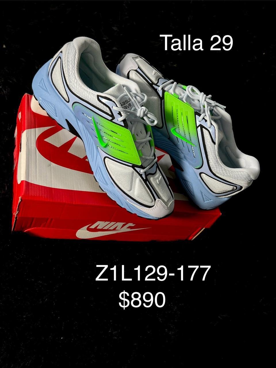 Tenis Nike blanco con azul cielo talla 29 MX en su caja