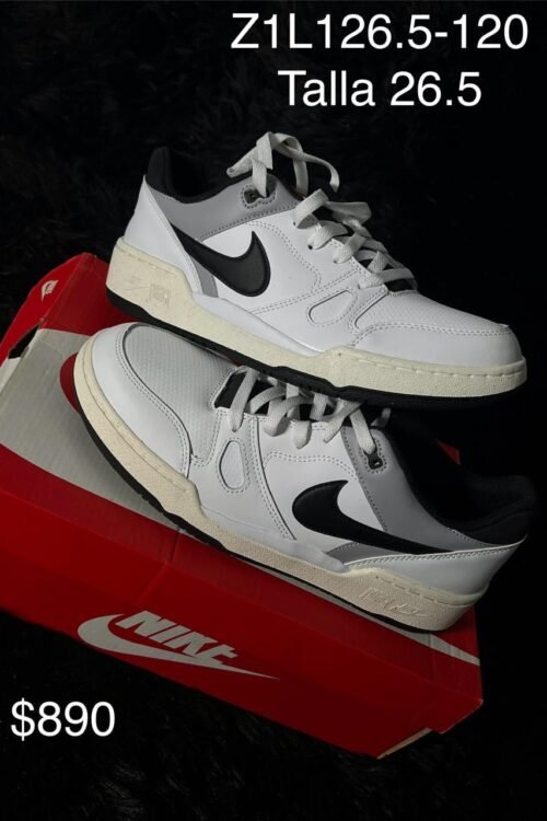 Tenis Nike Full Force Low blanco con negro talla 26.5 MX en su caja