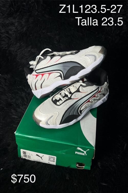 Tenis Puma blanco con plata talla 23.5 MX en su caja